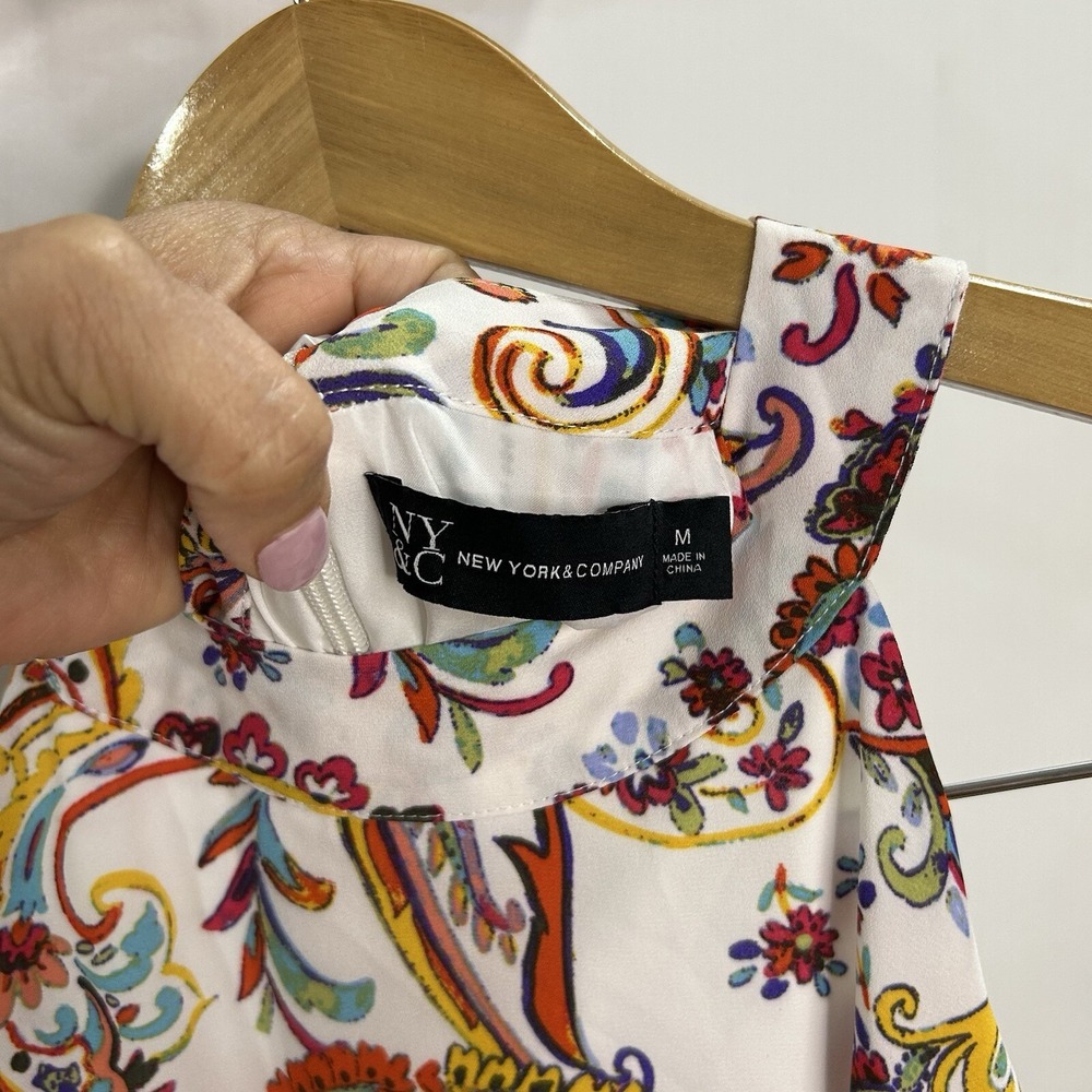 NY & Company Paisley print 3 tier swing Dress Size M Sleeveless Halter - Picture 9 of 10